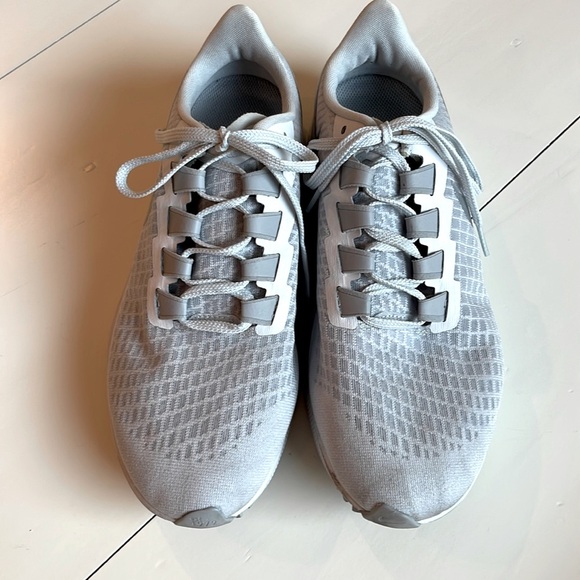 NIKE Womens Air Zoom Pegasus 37 "Platinum" Running Shoe - Picture 15 of 16